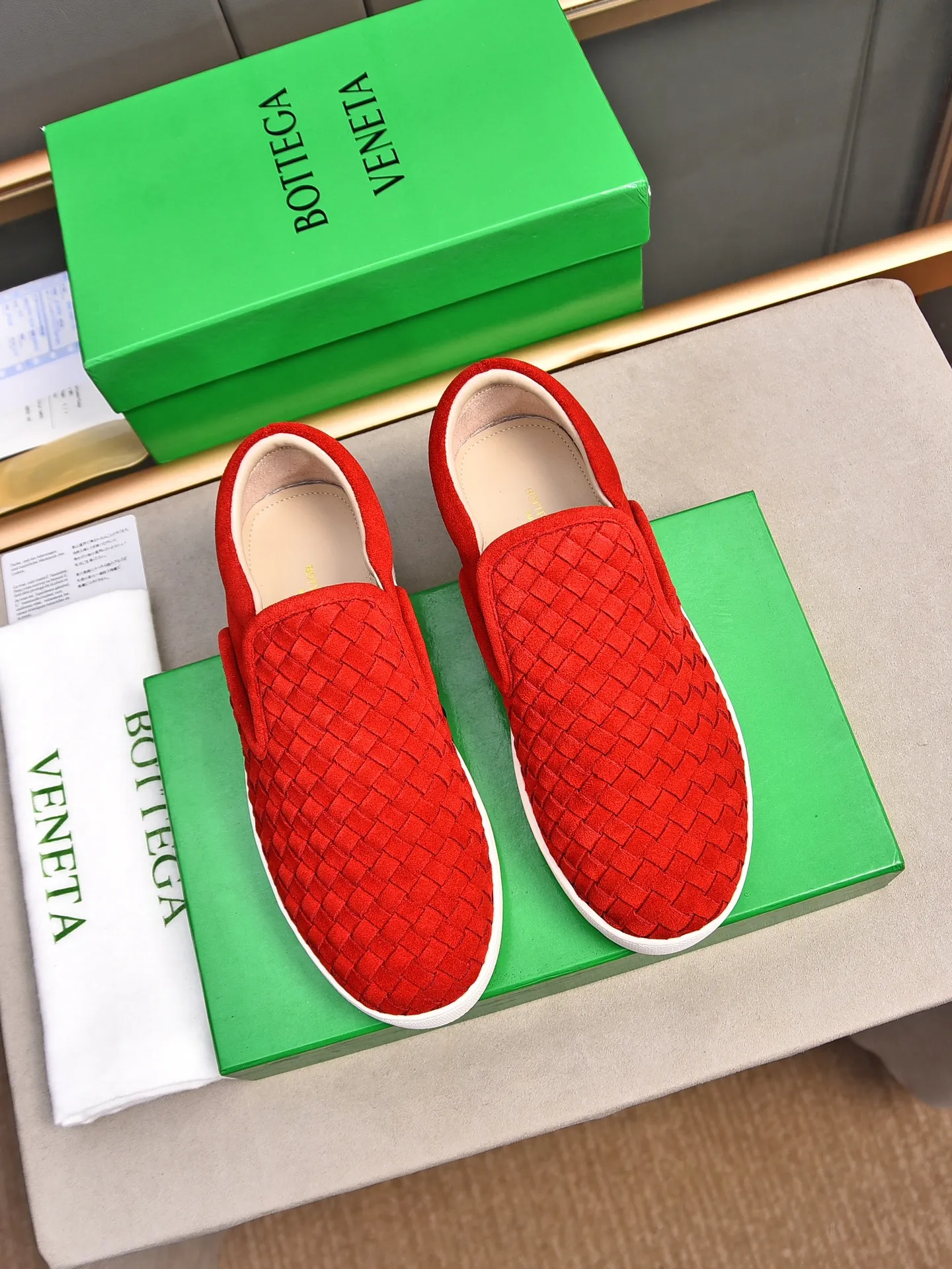 Men's shoes 💰460 [Sleeves series] BOTTEG* VENET* - high-end boutique Size: 38-44 (45 customized) BV new product, first-layer cowhide artificially woven classic style harmoniously blends with contemporary fashion temperament, rubber soles are light and flexible, water-dyed sheepskin pads! [Taobao, Tmall, and live streaming are the first choices]